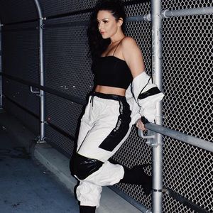 Fashion Nova - Wind breaker set